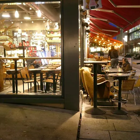 民宿 And Cozy Next To S