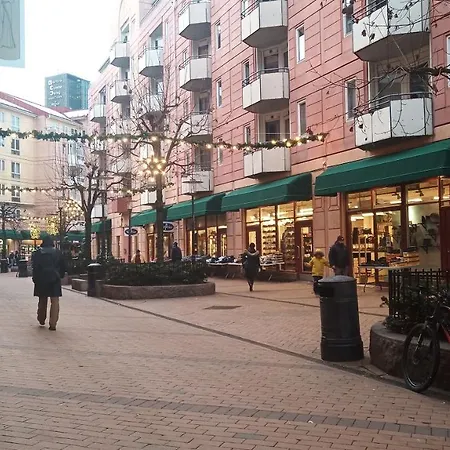 And Cozy Next To S *